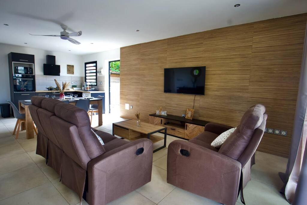 Villa Du Beau Vallon 2 Jacuzzi Privatif Et Piscine Chauffee Partagee Saint-Benoît Εξωτερικό φωτογραφία